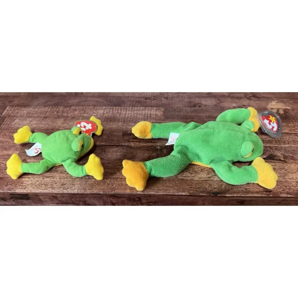 TY Beanie Baby - SMOOCHY the Frog (8 inch) PVC + 1993 Mini Version